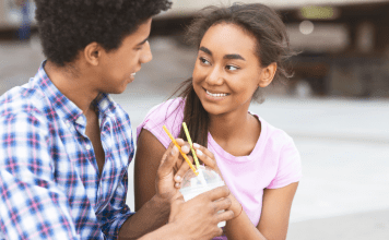Staying honest and setting boundaries can help parents when their teenagers start dating.